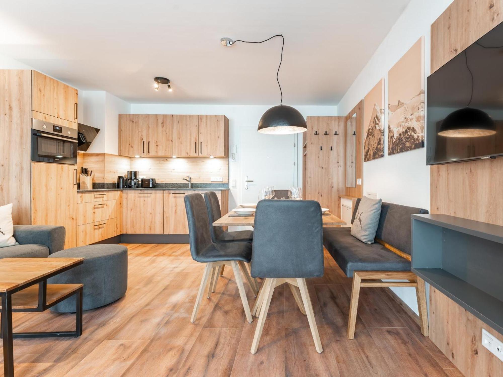 Falken Suites Top 4 Kaprun Kültér fotó