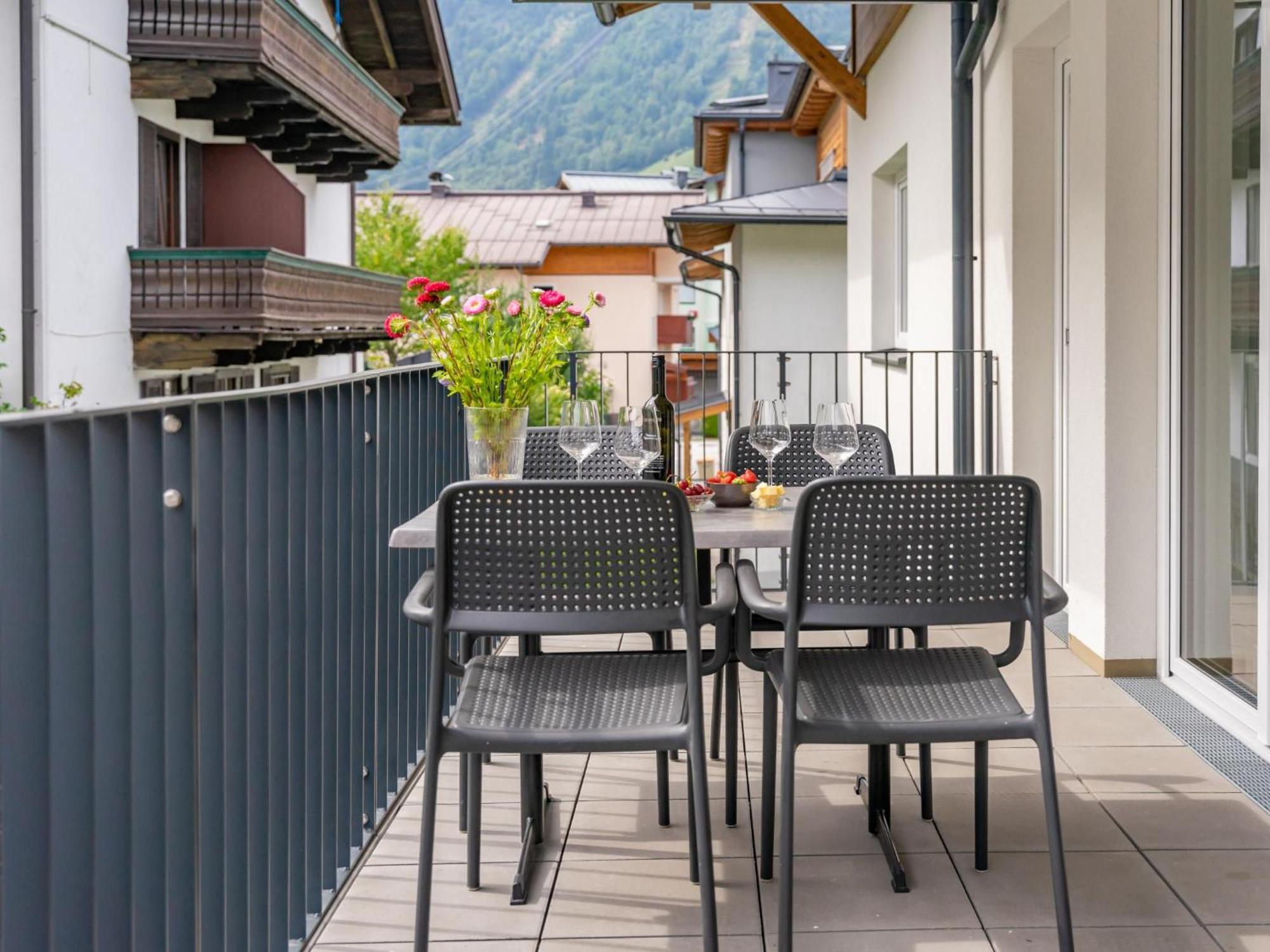 Falken Suites Top 4 Kaprun Kültér fotó